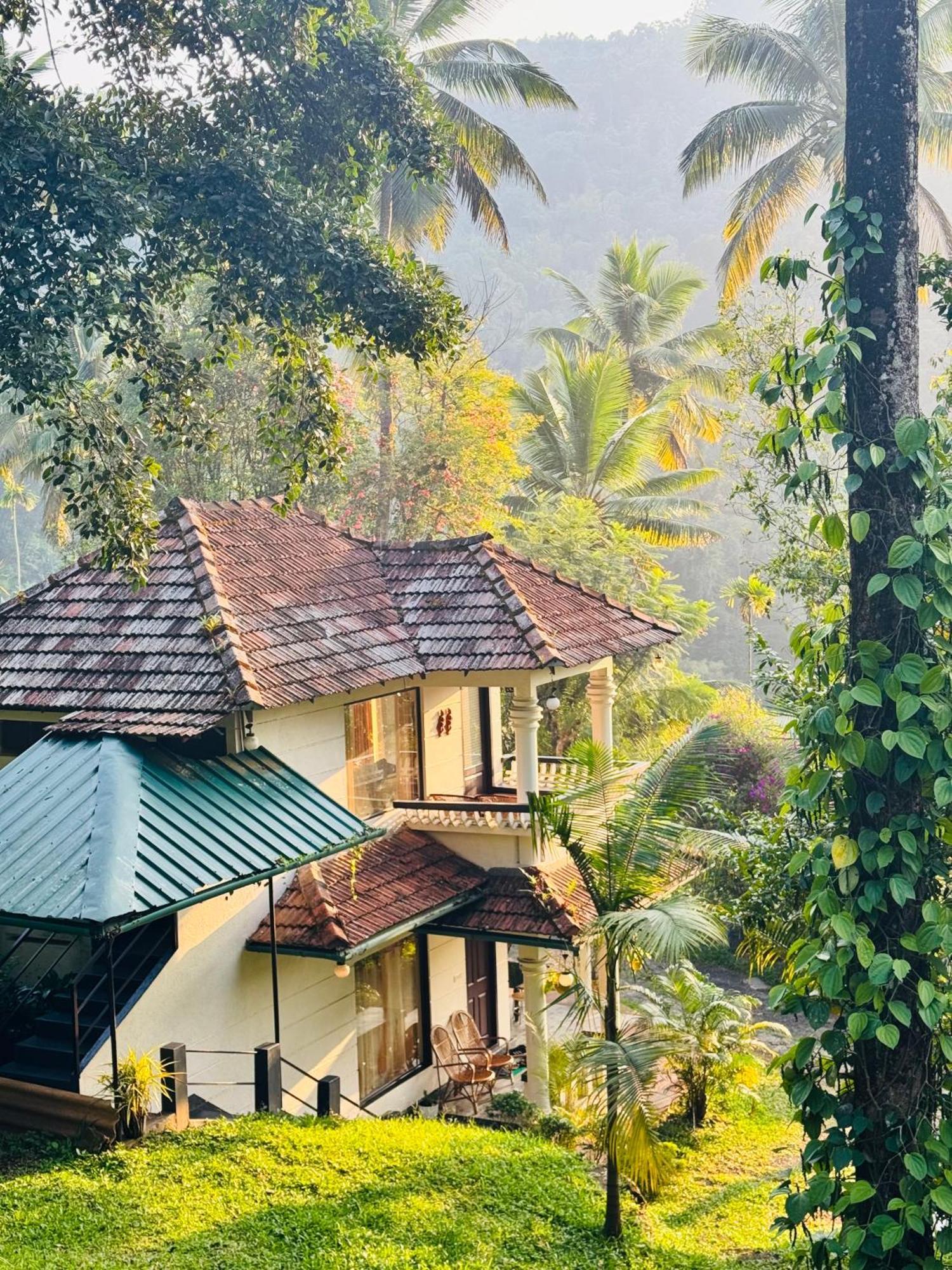 Thoppil Homestay ムンナル エクステリア 写真