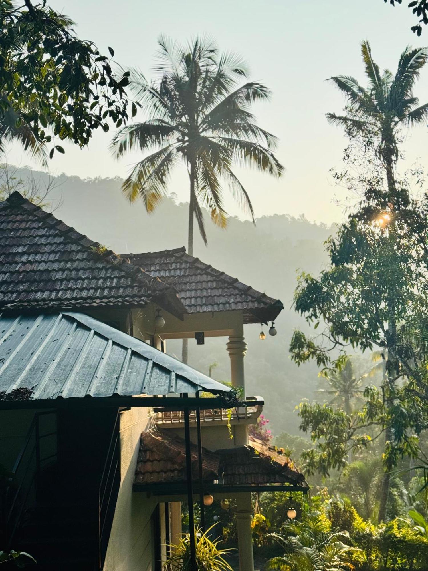 Thoppil Homestay ムンナル エクステリア 写真